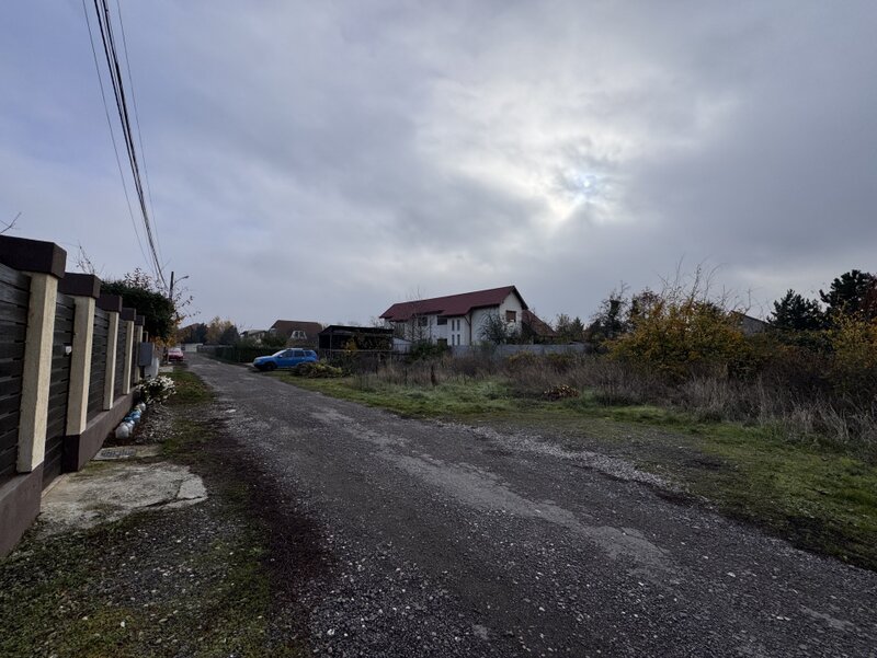 Ilfov Teren deosebit in Branesti sat Pasarea !